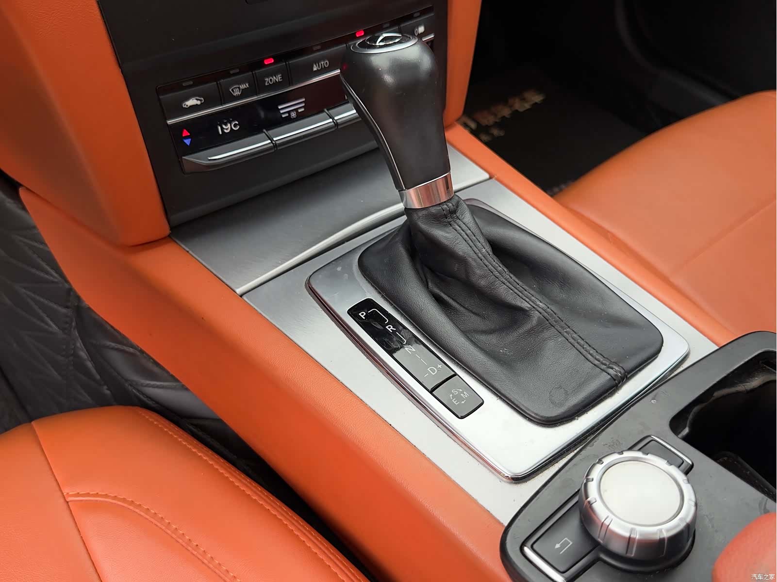 Mercedes-Benz E-Class, 2013 21