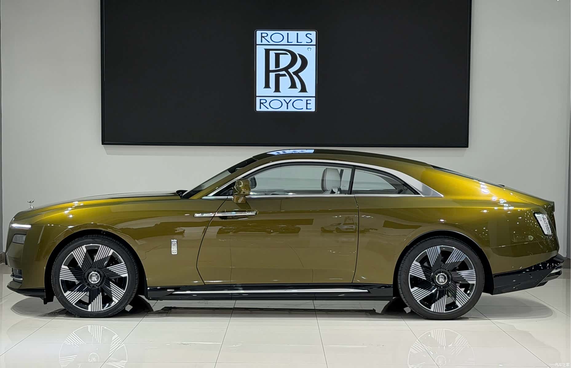 Rolls-Royce Spectre, 2026 3