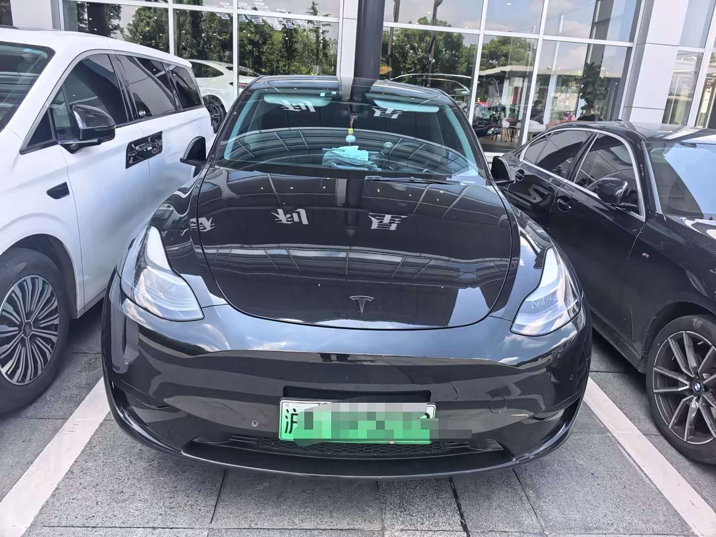 Tesla Model Y, 2023 3