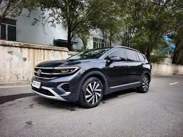 Volkswagen Talagon 2022 — купить из Китая под заказ