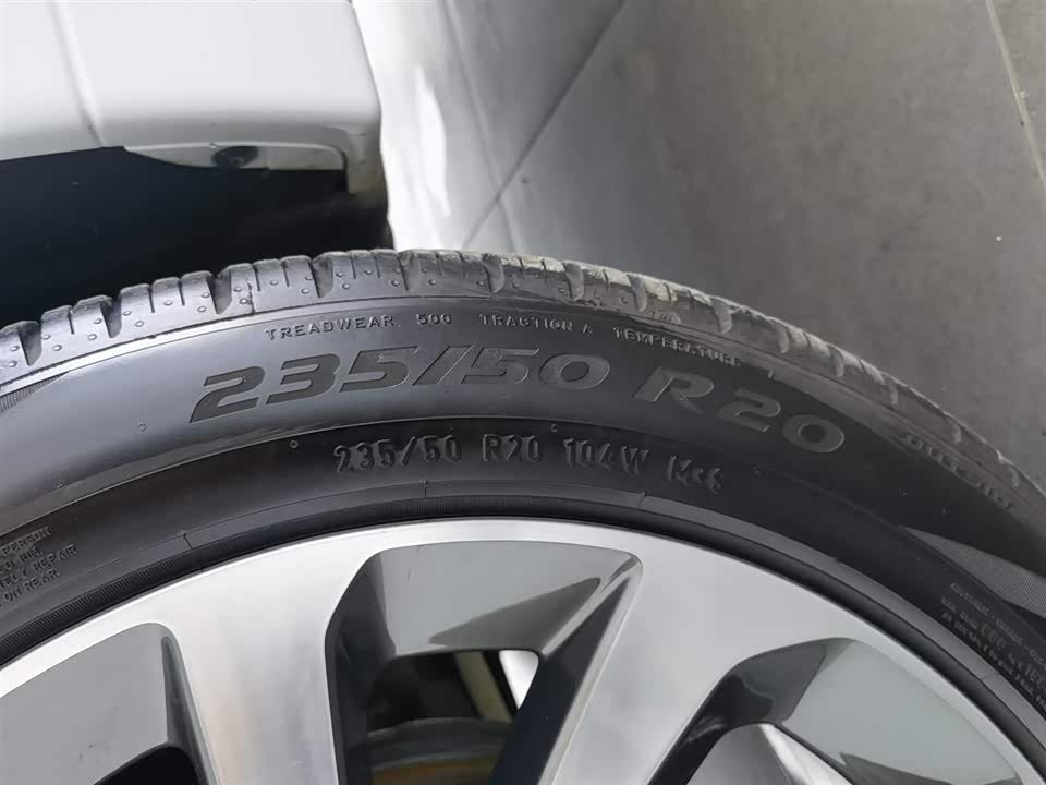 Land Rover Discover sports