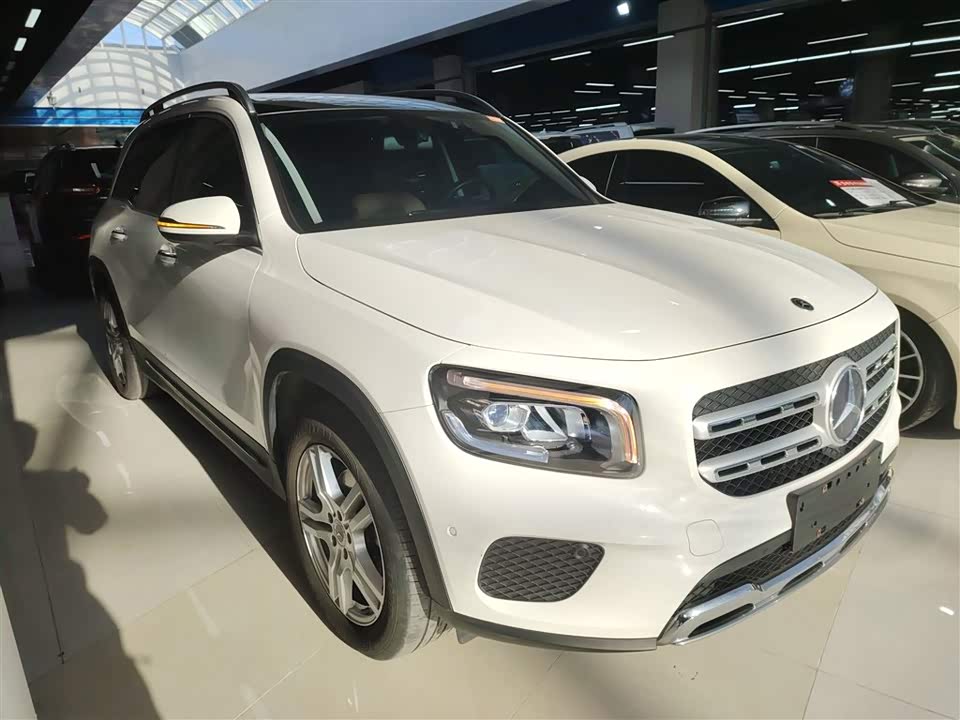 Mercedes-Benz GLB