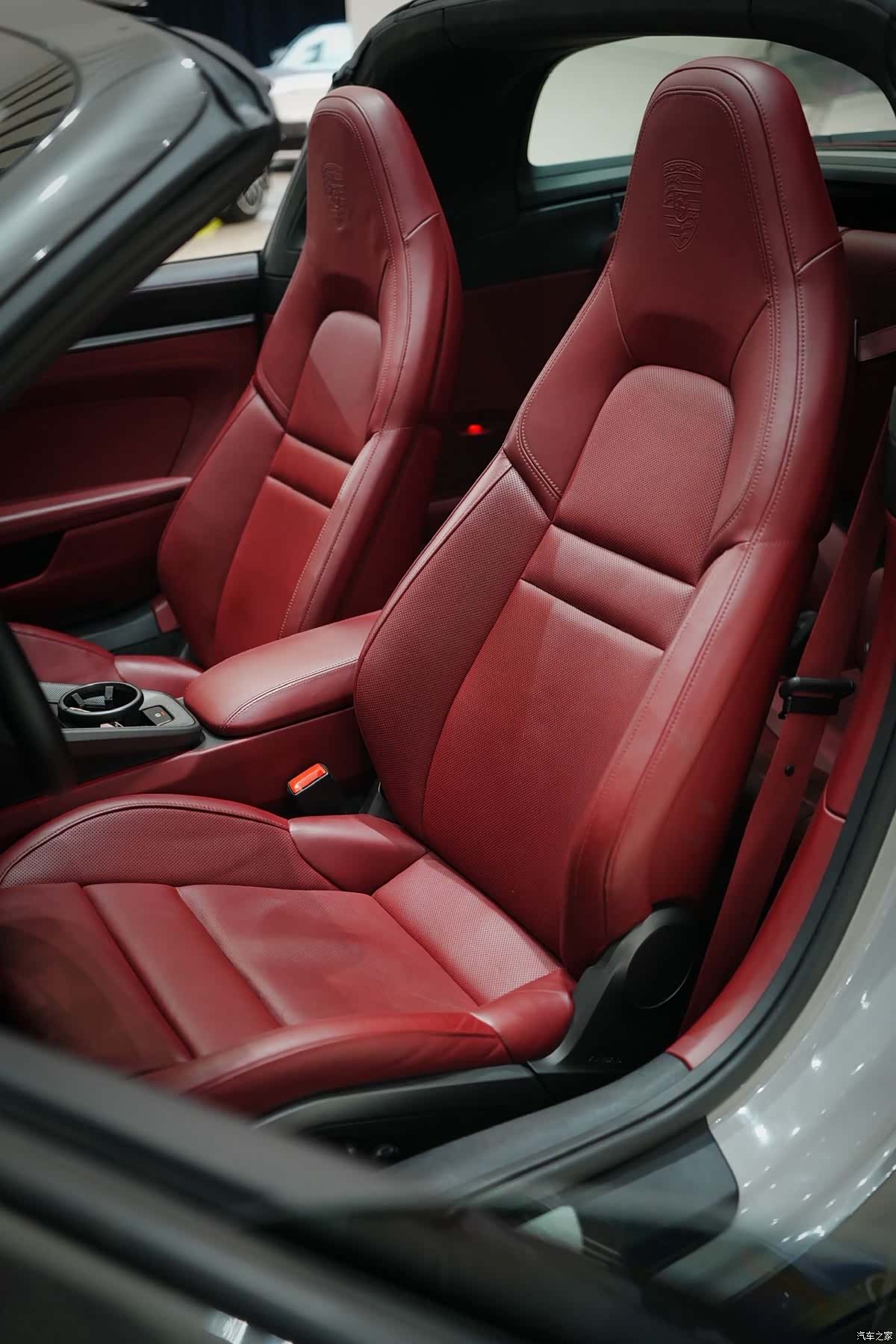 Porsche 911, 2023 13