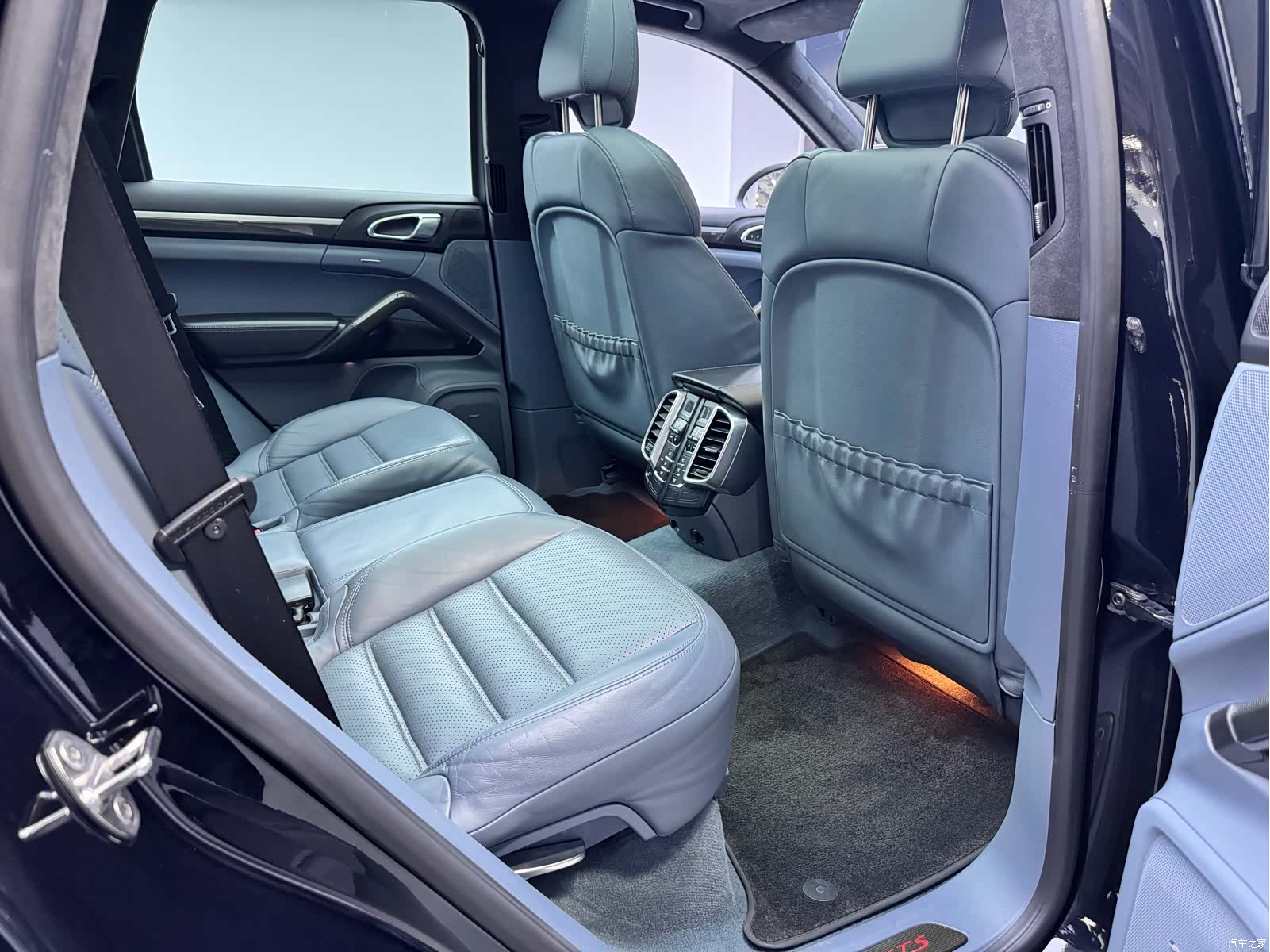 Porsche Cayenne, 2013 6