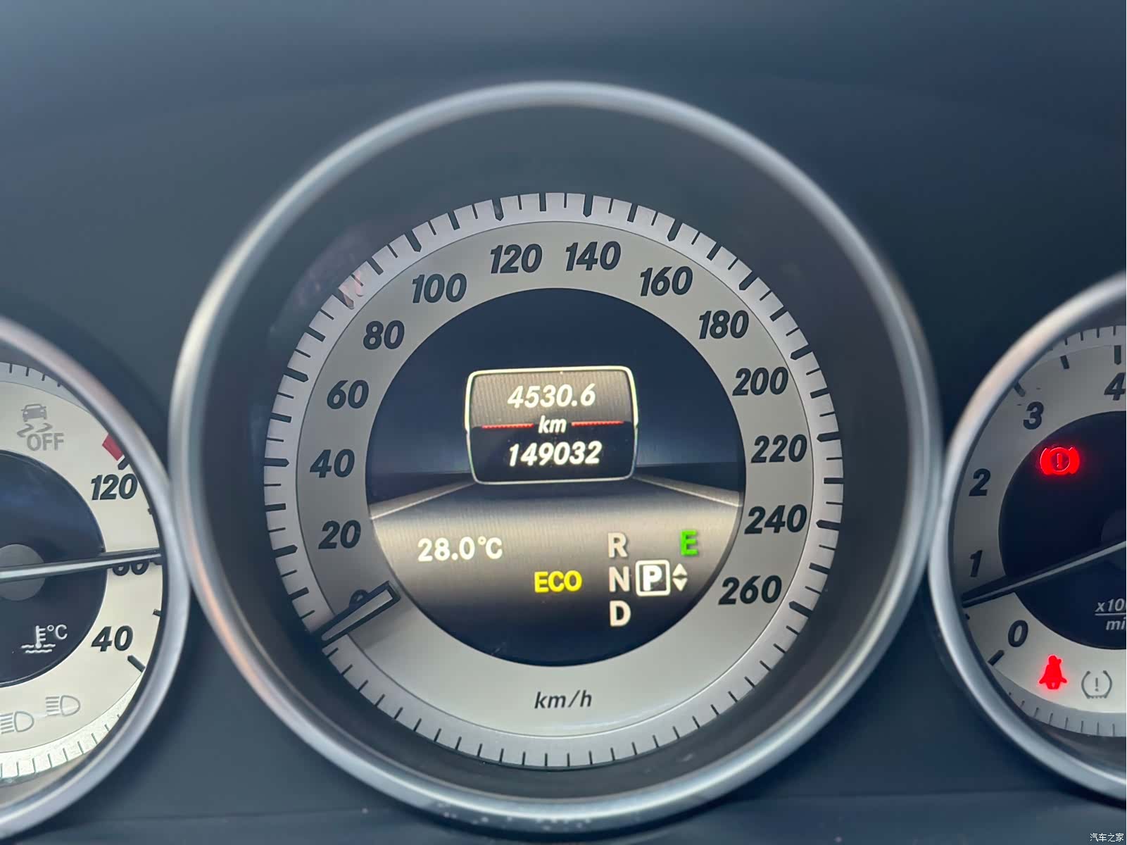 Mercedes-Benz E-Class, 2014 11
