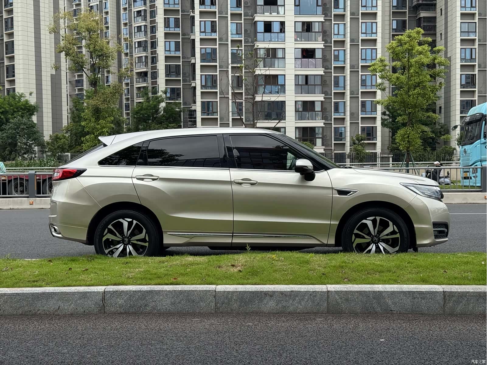 Honda UR-V, 2017 14
