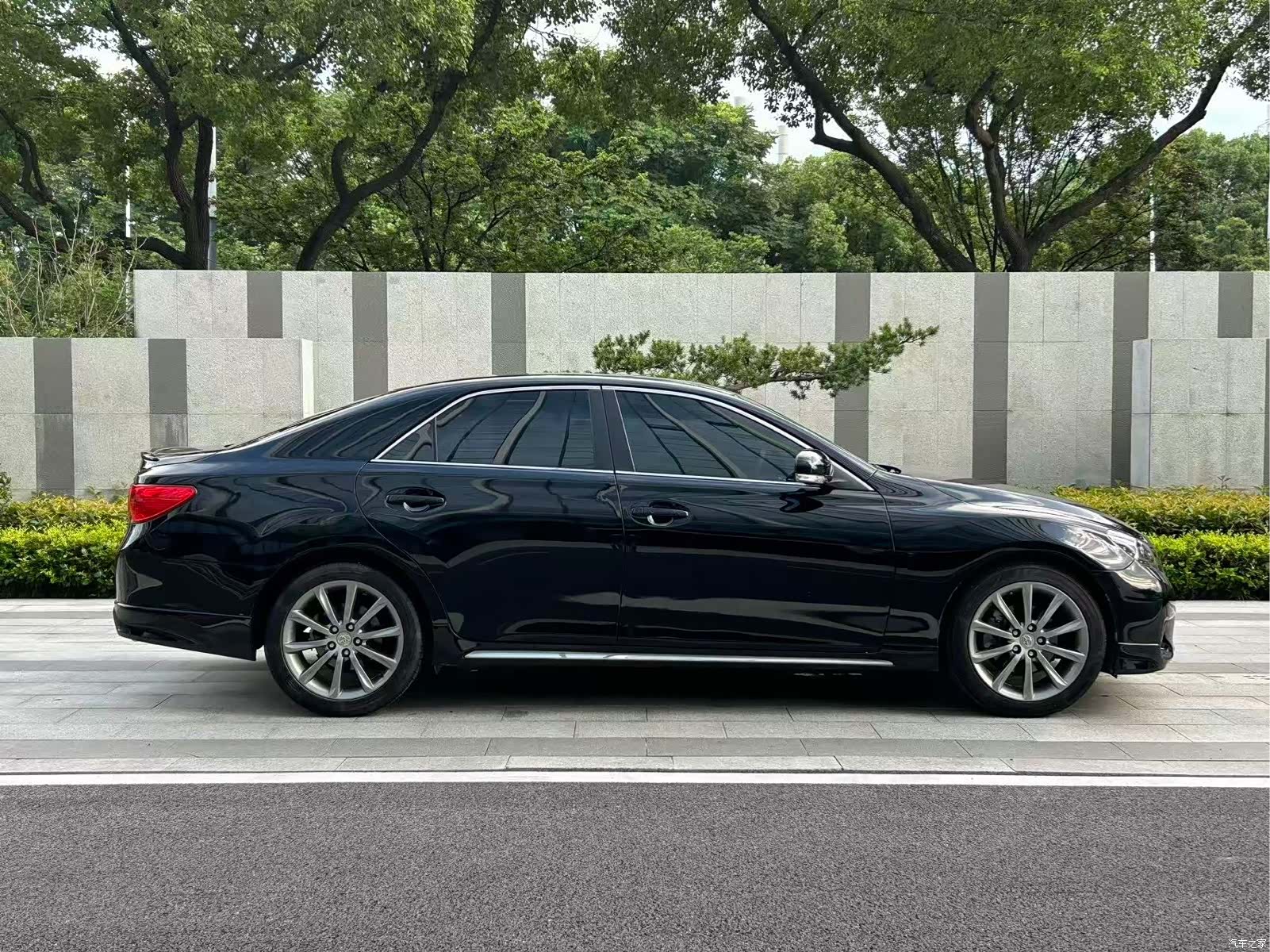 Toyota 2.5V, 2013 все фото