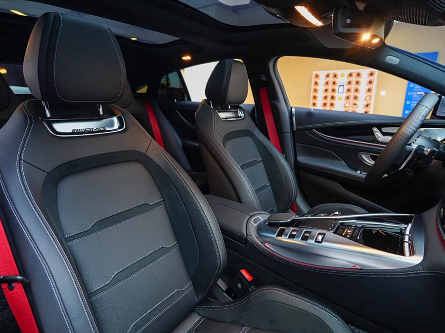 Mercedes-Benz AMG GT 2025, фото 8