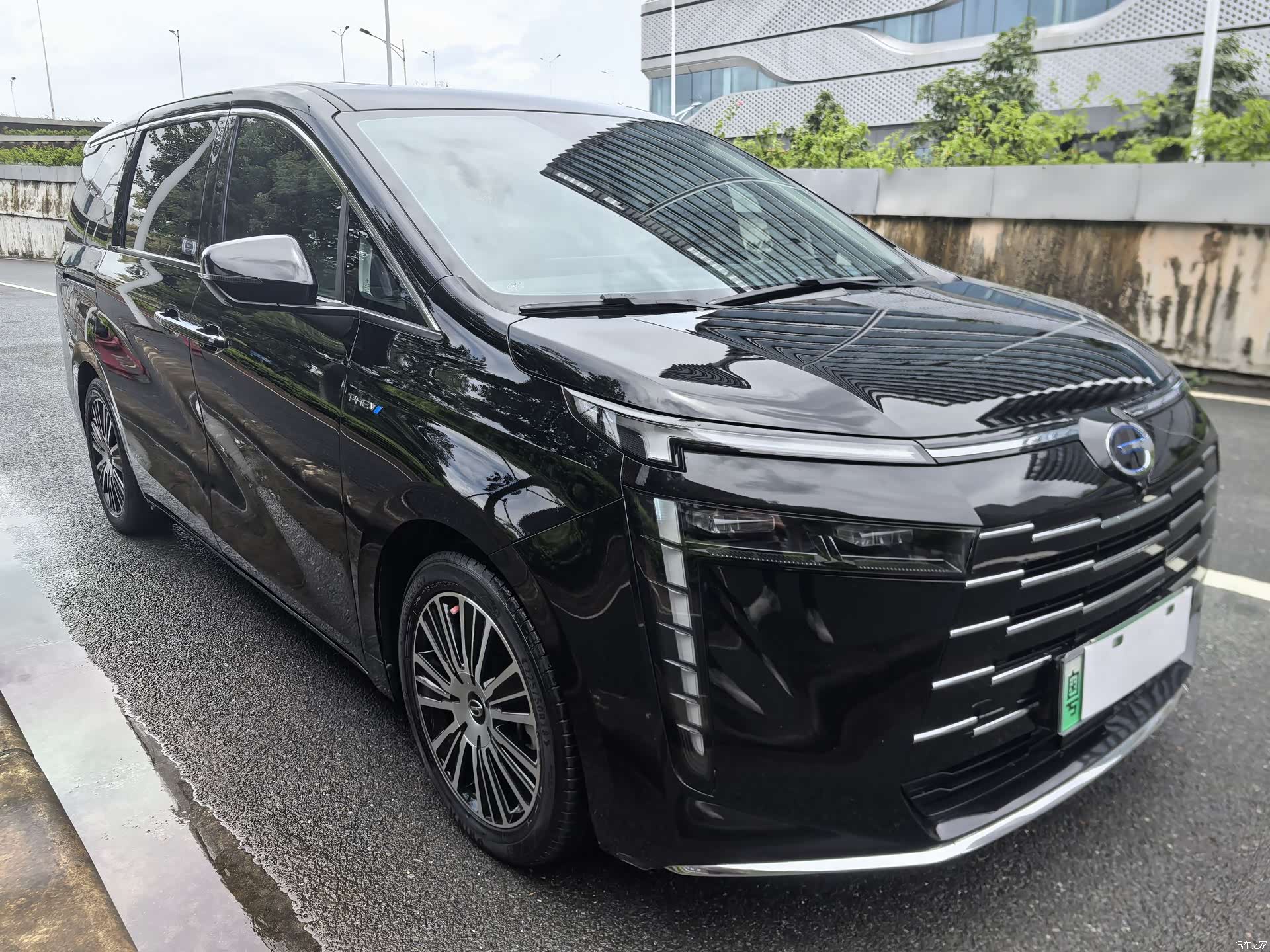 Trumpchi E8, 2025 2