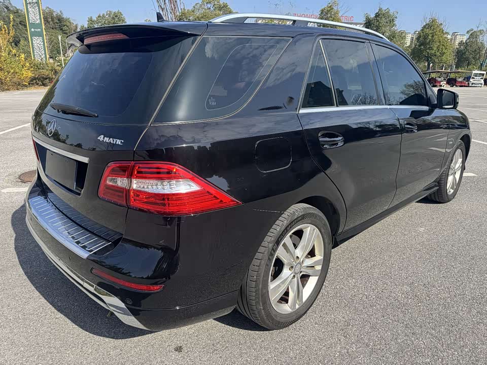 Mercedes-Benz M class