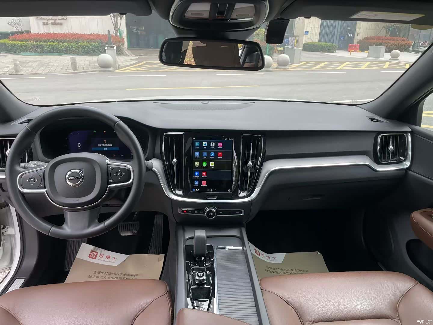 Volvo S60, 2024 все фото