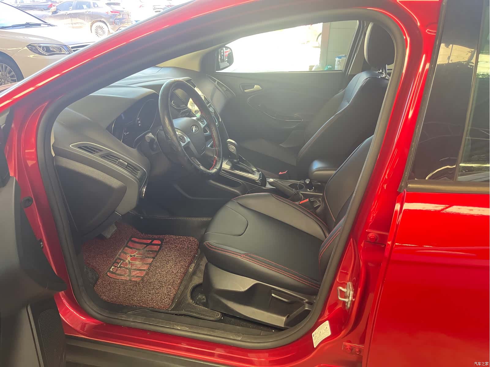 Ford Focus, 2015 9