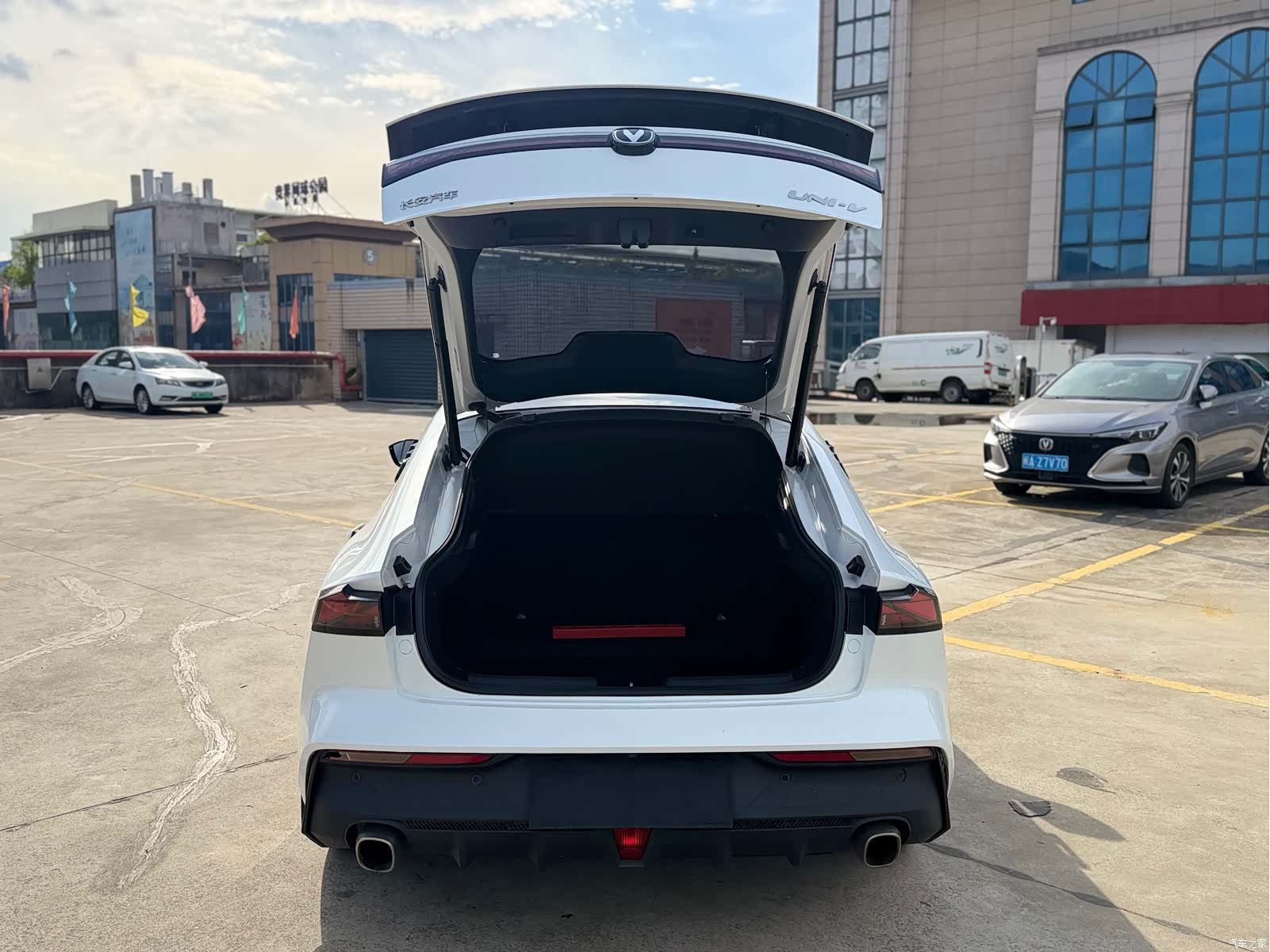 Changan UNI-V, 2022 11