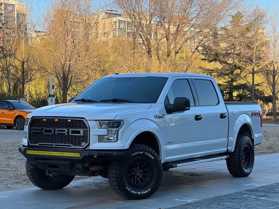 Ford F-150 Raptor