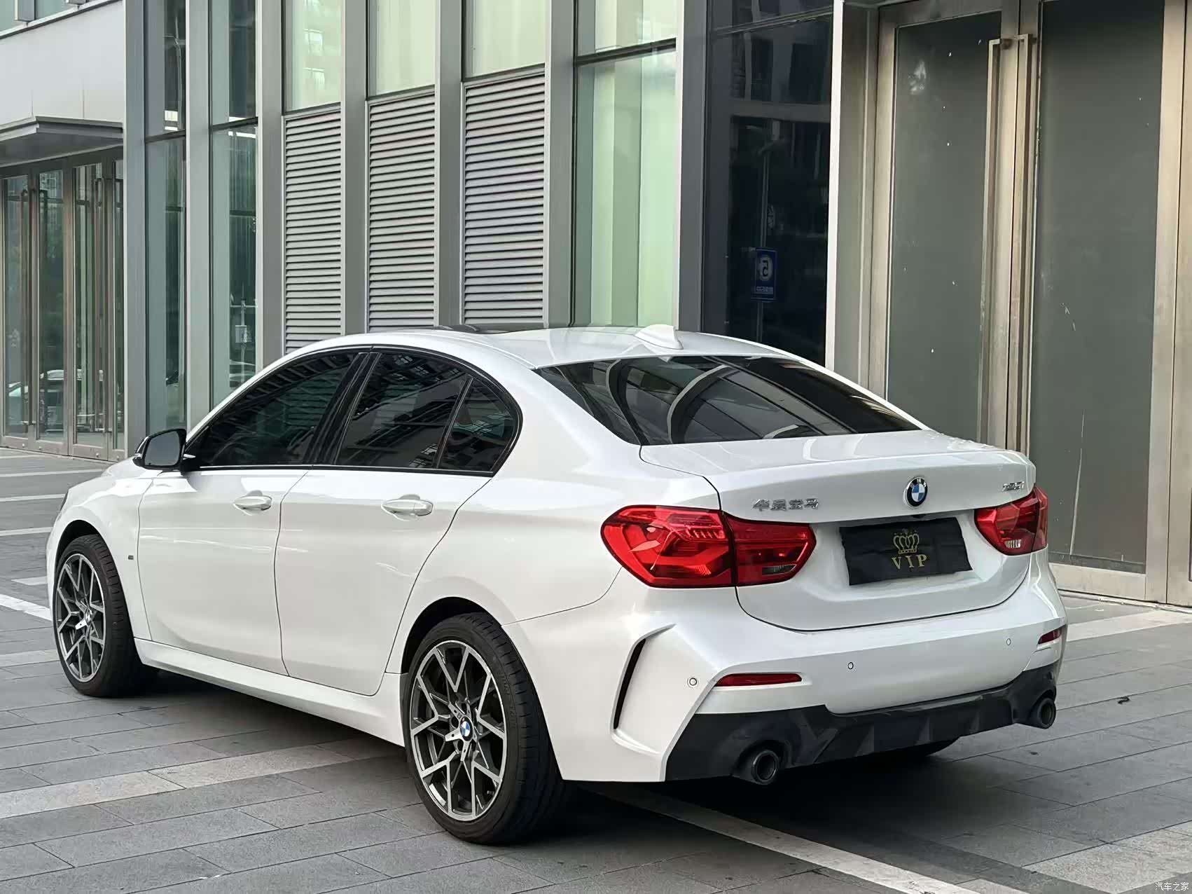 BMW 1 Series, 2020 4