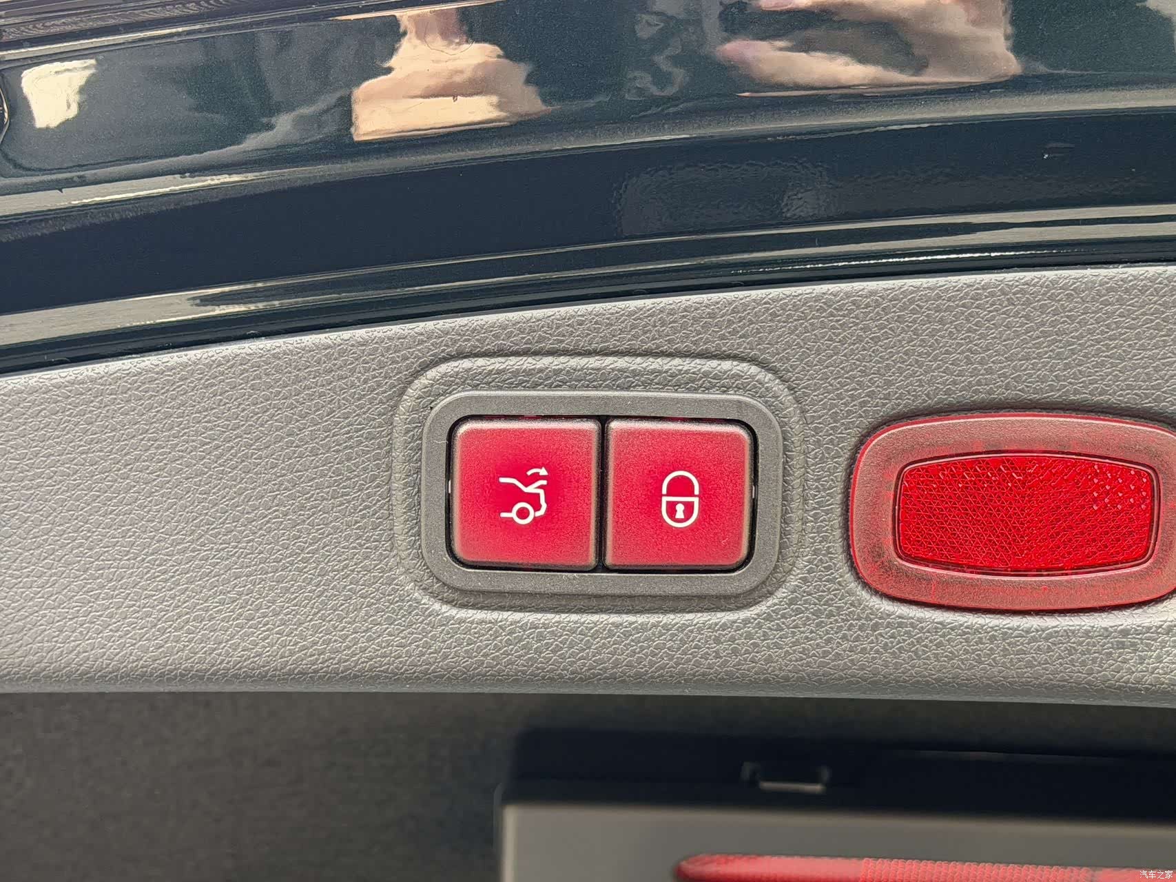 Mercedes-Benz E-Class, 2022 19