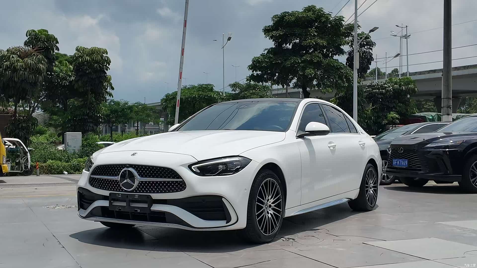Mercedes-Benz C-Class, 2022 1