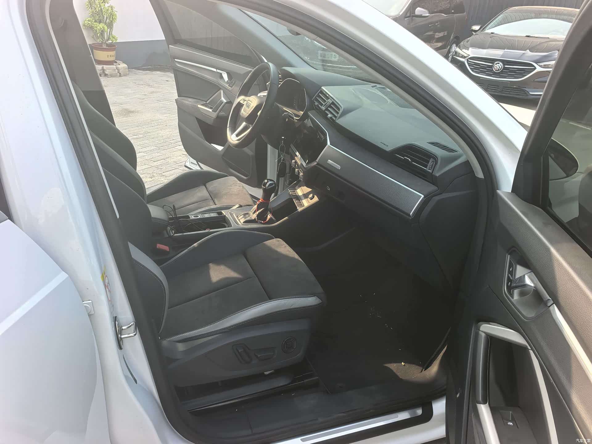 Audi Q3, 2022 7