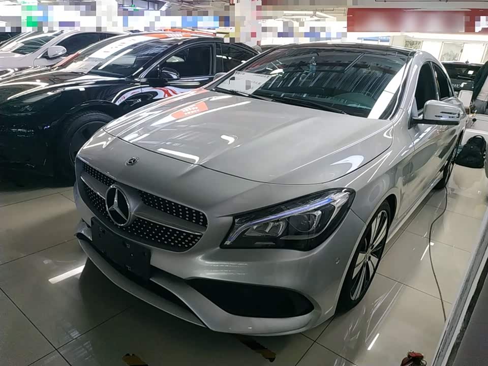 Mercedes-Benz CLA