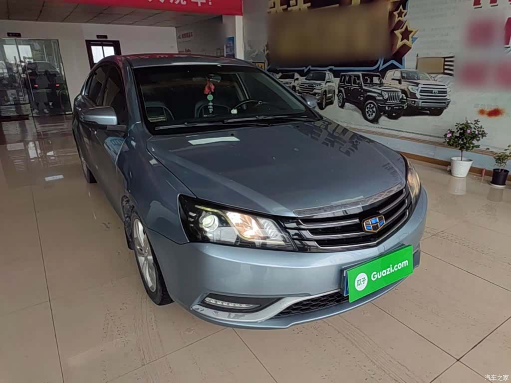 Geely Emgrand, 2015 4