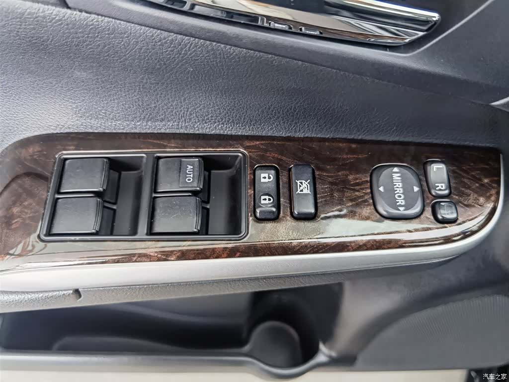 Toyota Camry, 2017 9