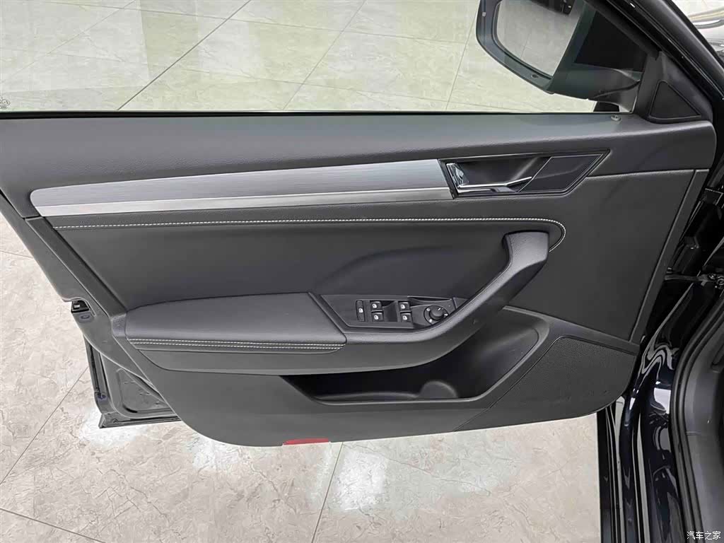 Skoda Superb, 2024 10