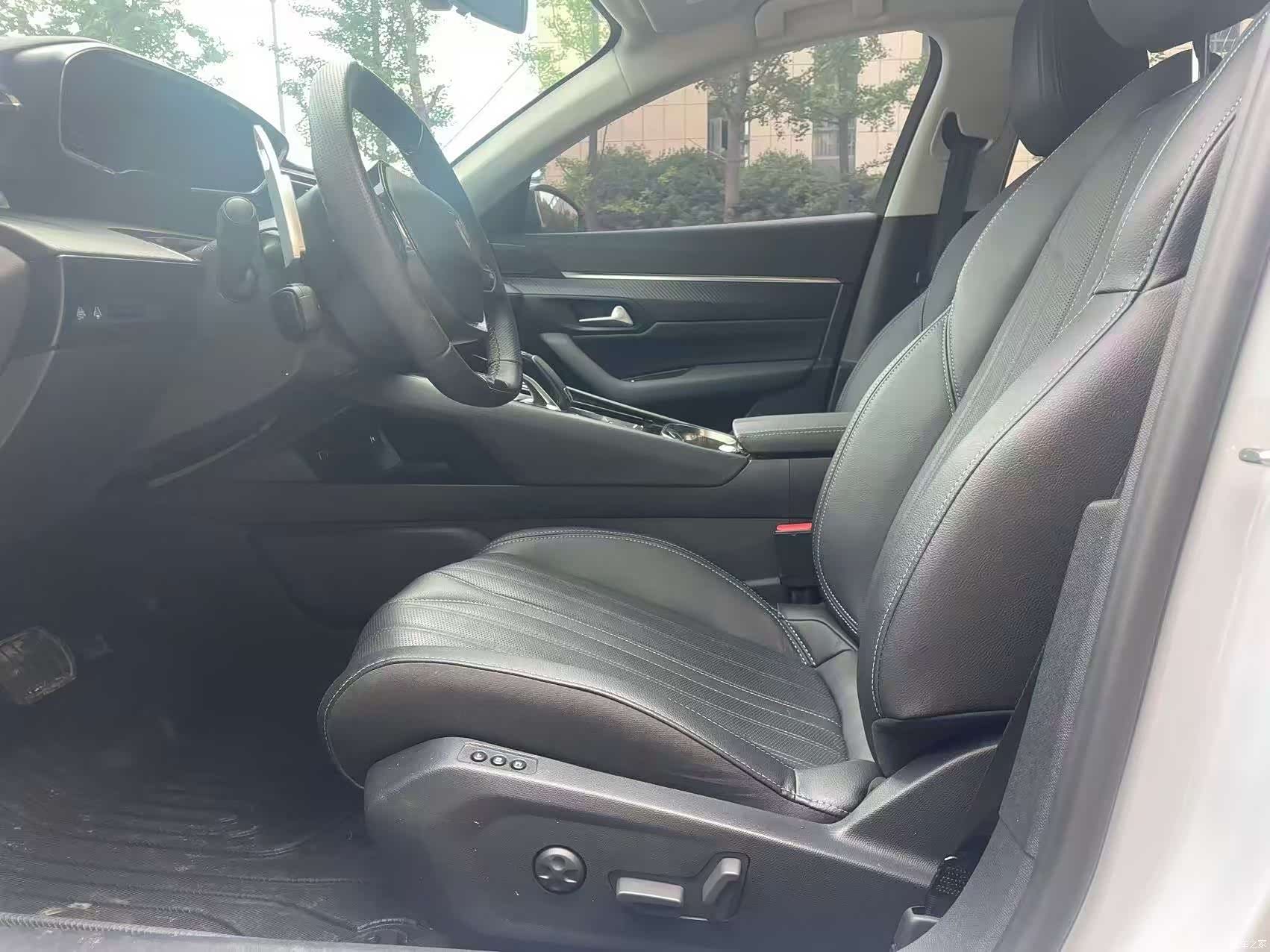 Peugeot 508L, 2025 6