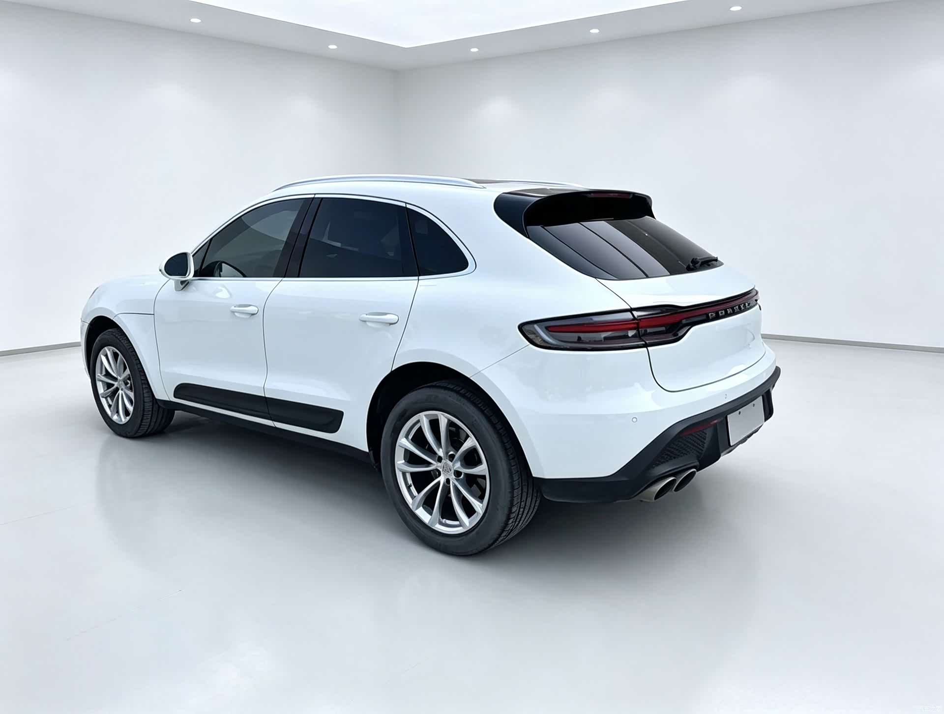 Porsche Macan, 2022 3