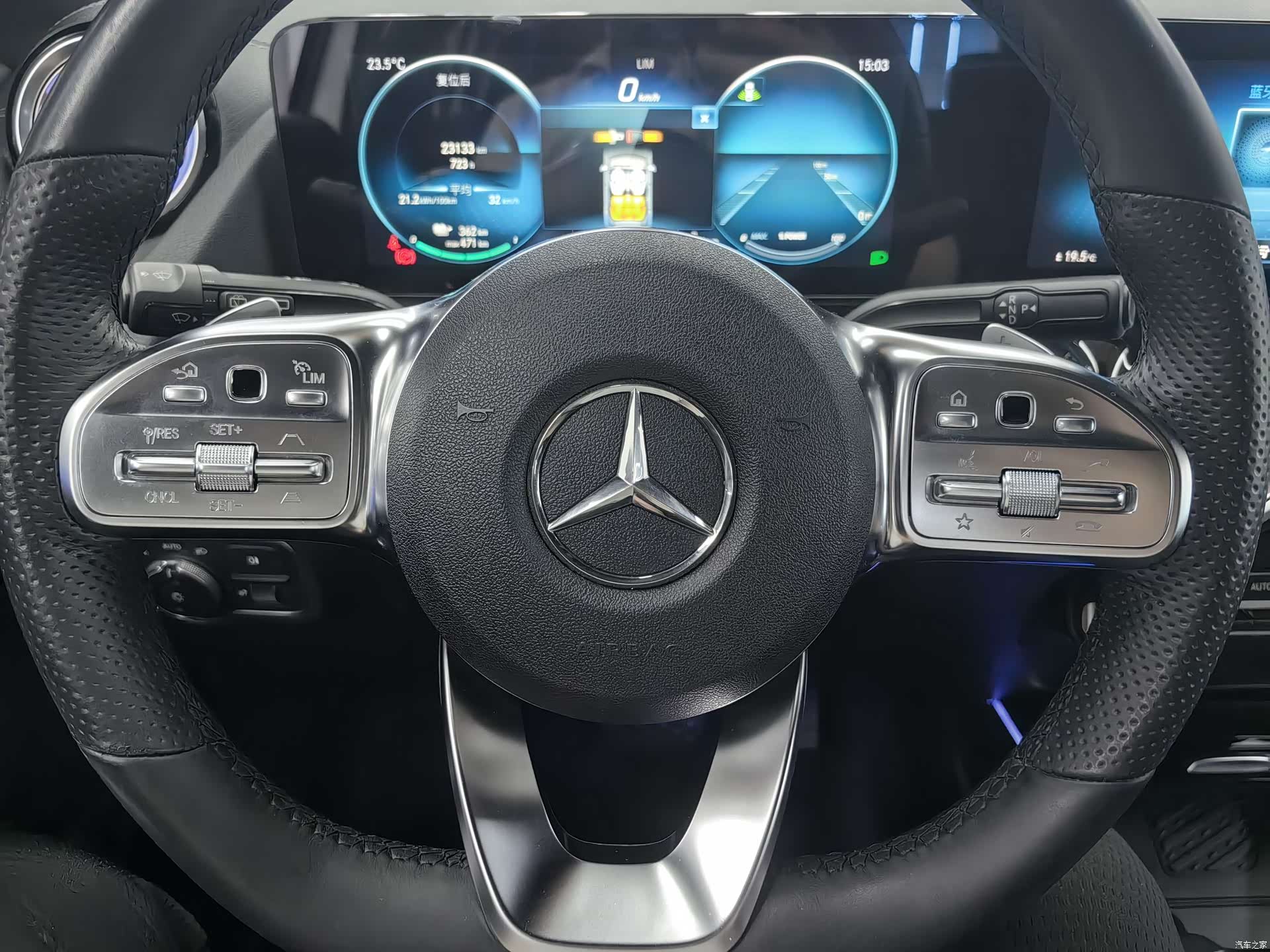 Mercedes-Benz EQA, 2022 18