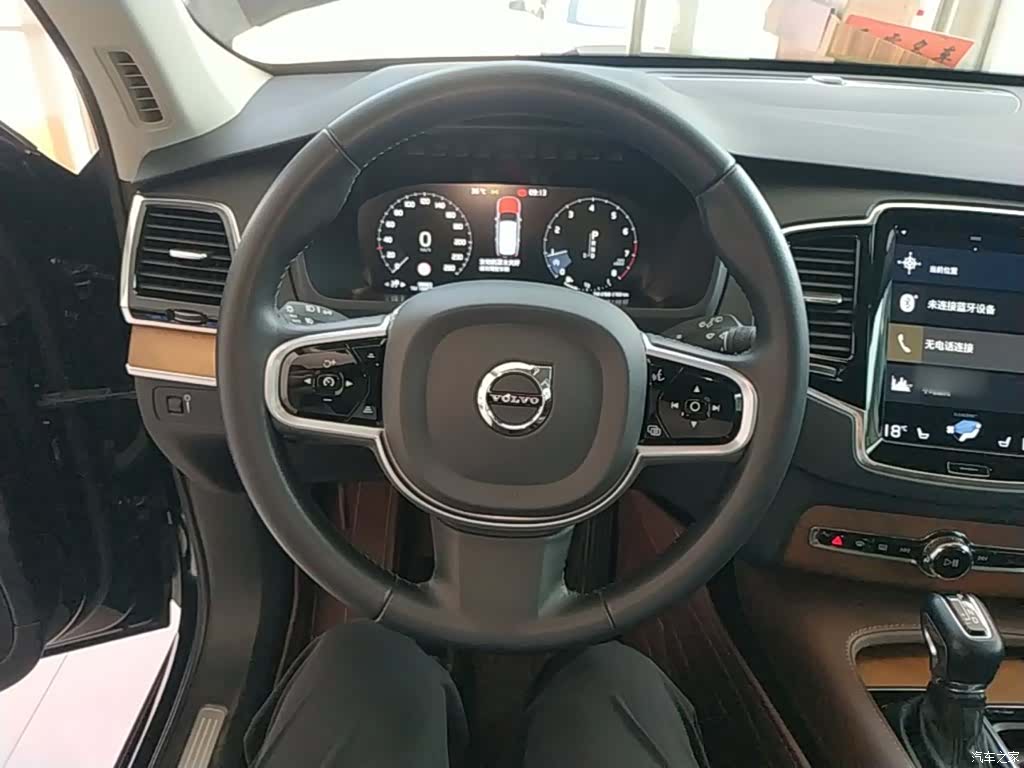 Volvo XC90, 2019 11