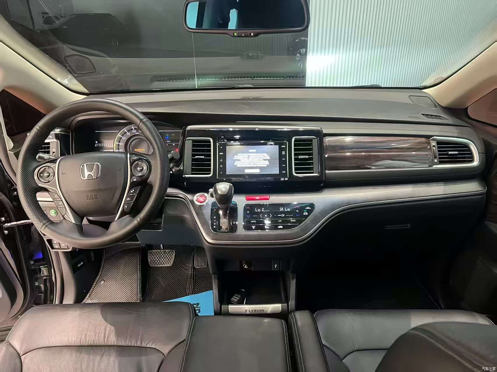 Honda Elysion, 2016 7