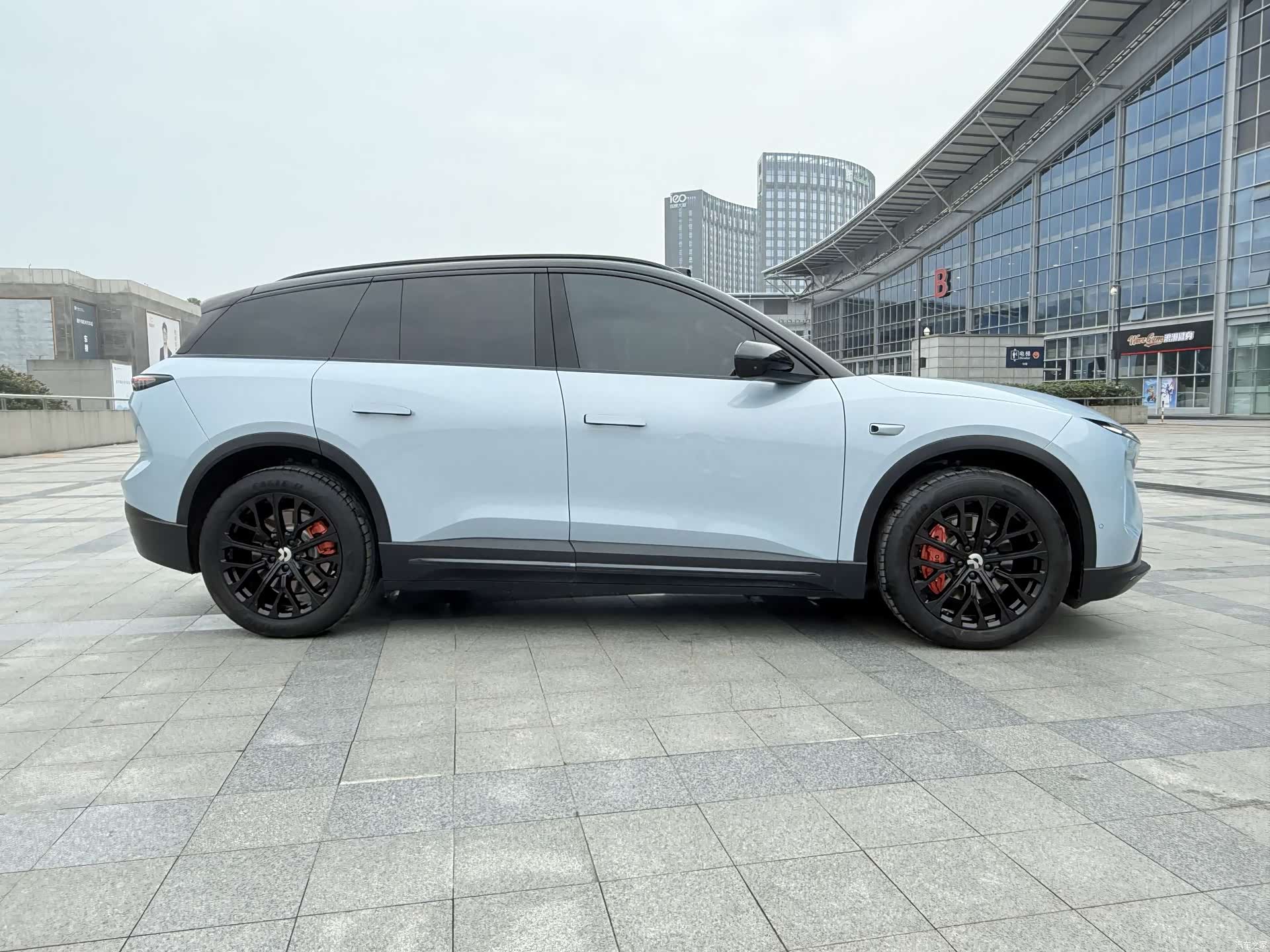 NIO ES6, 2024 4