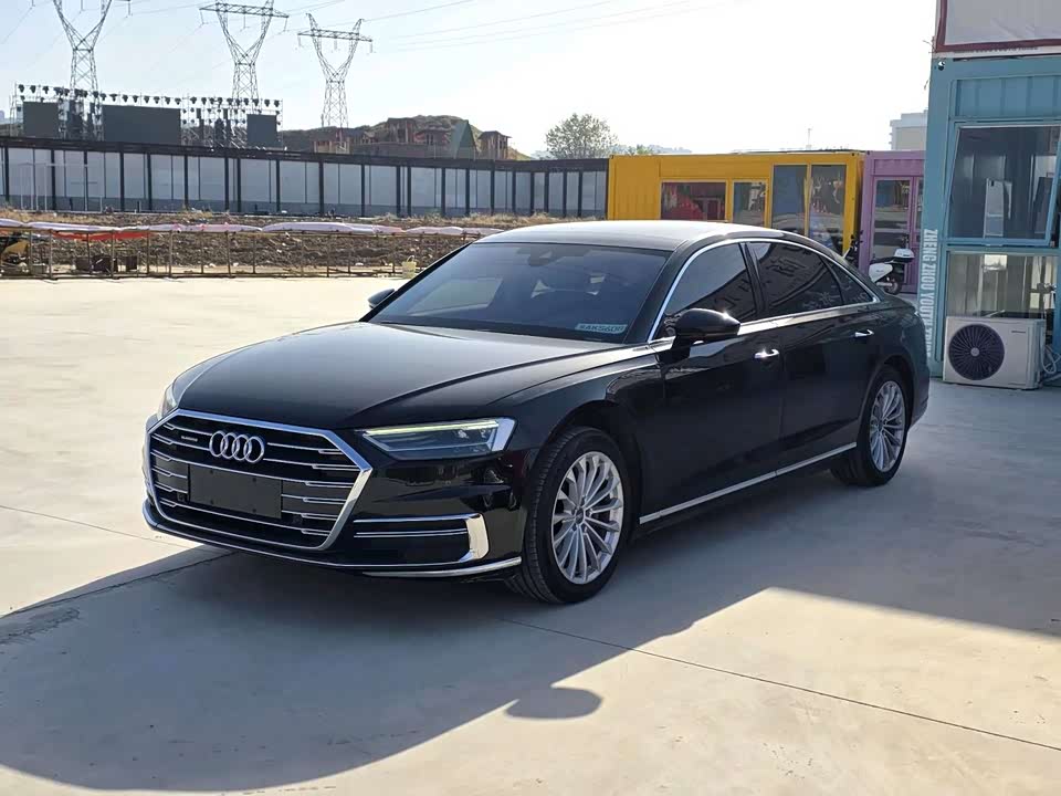 Audi A8