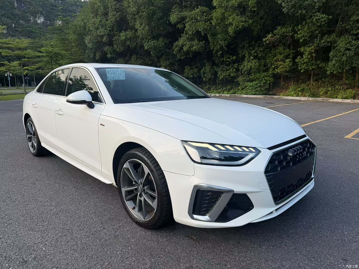 Audi A4L, 2020 3
