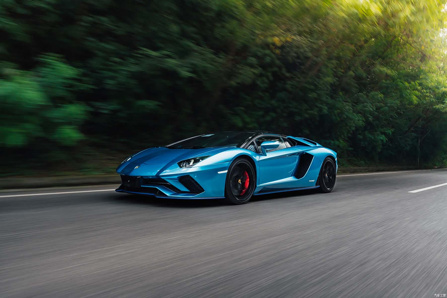 Lamborghini Aventador, 2019 8