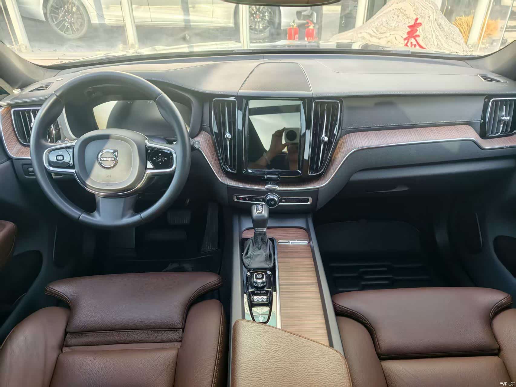 Volvo XC60, 2021 4