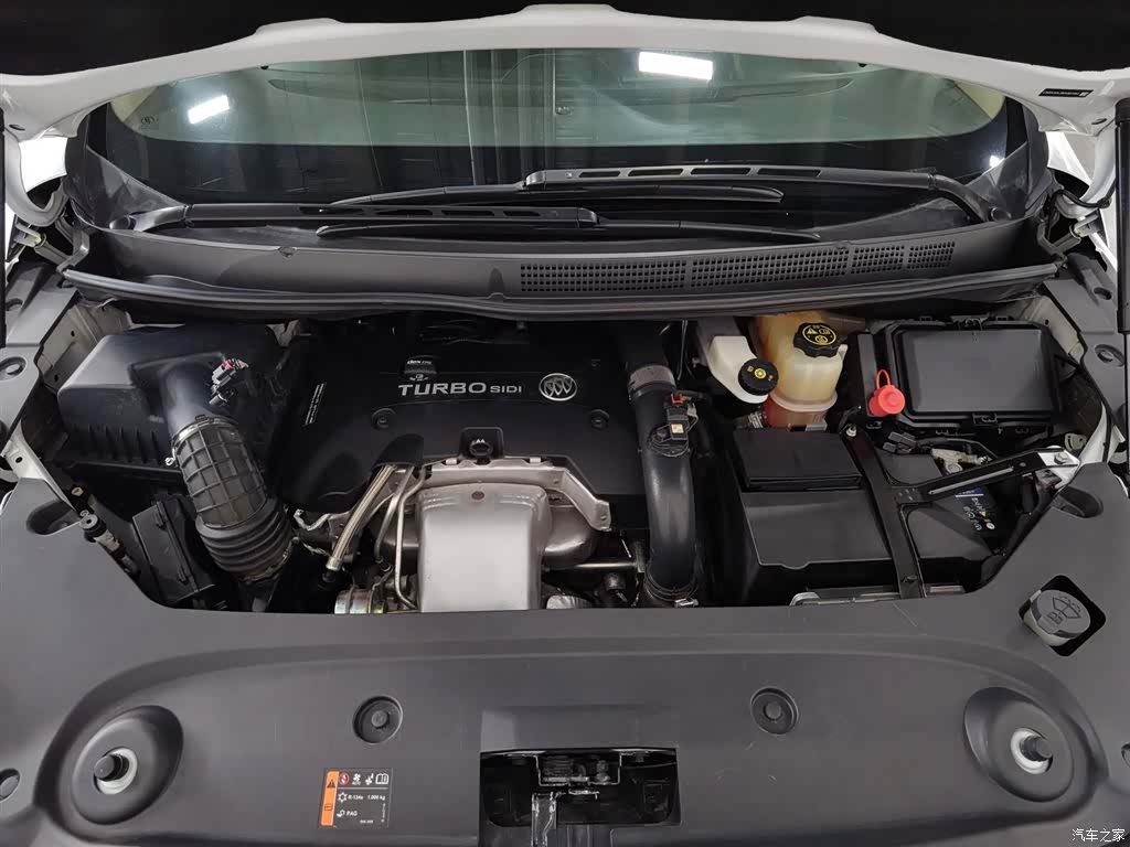 Buick GL8, 2019 6