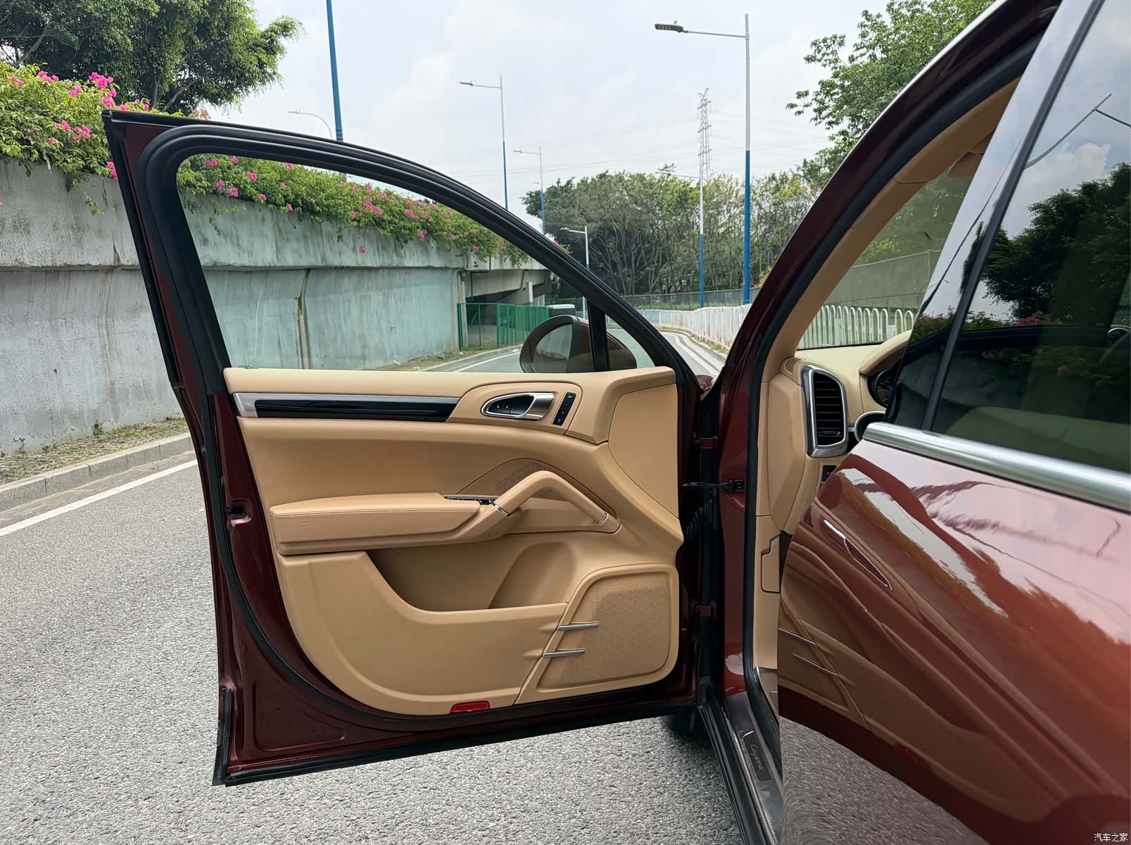 Porsche Cayenne, 2012 12