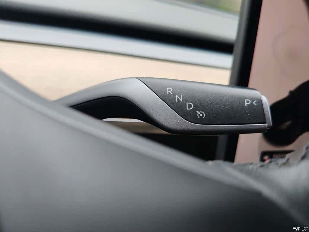 Tesla Model 3, 2023 7