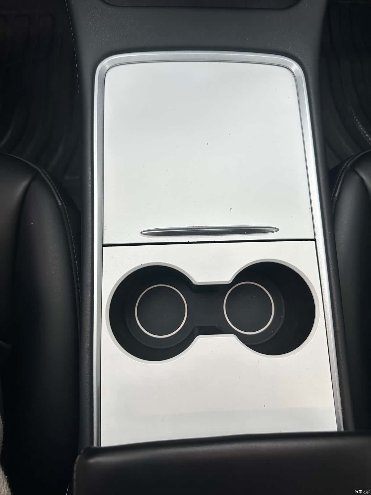 Tesla Model 3, 2022 13
