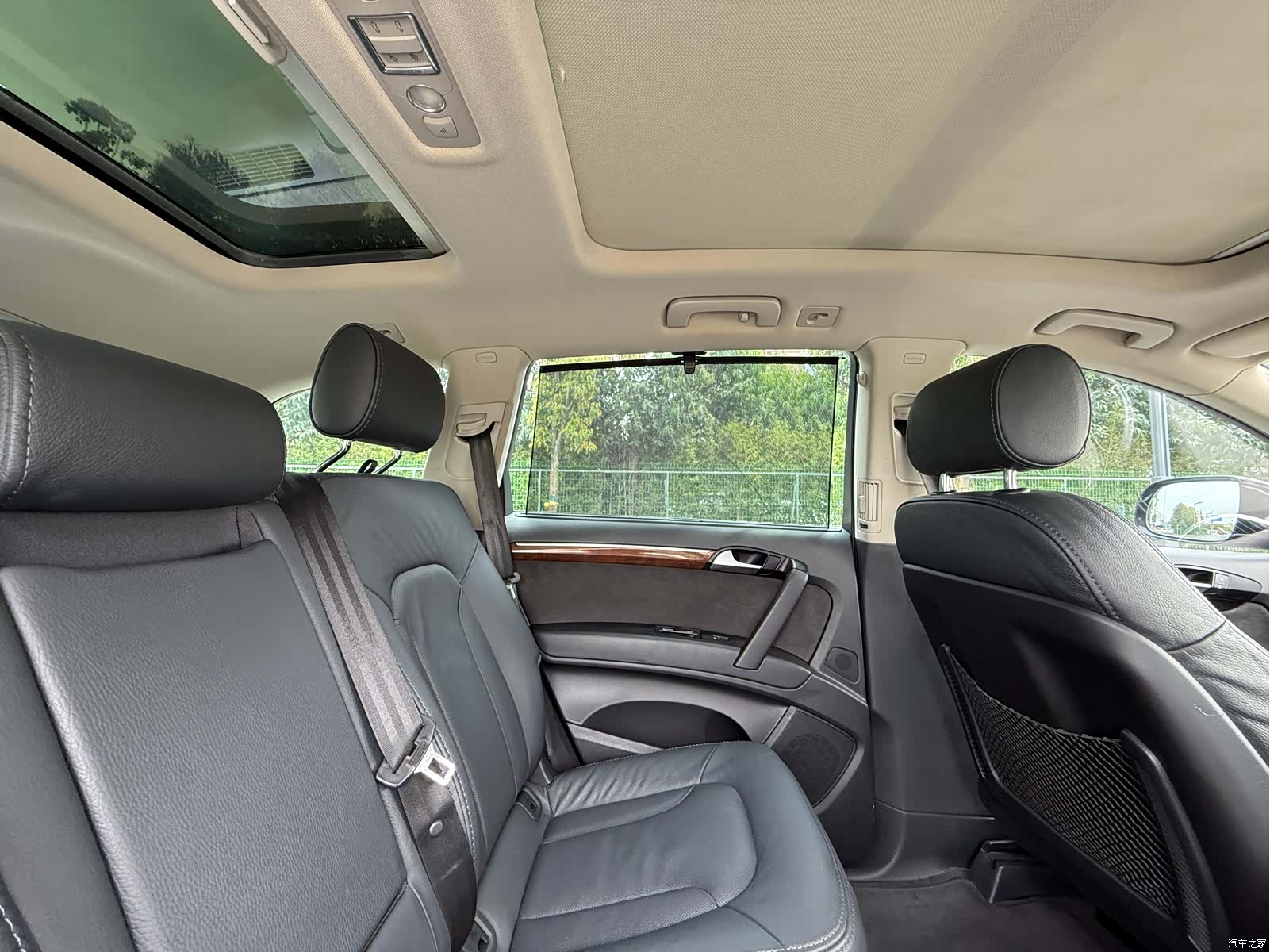 Audi Q7, 2015 24