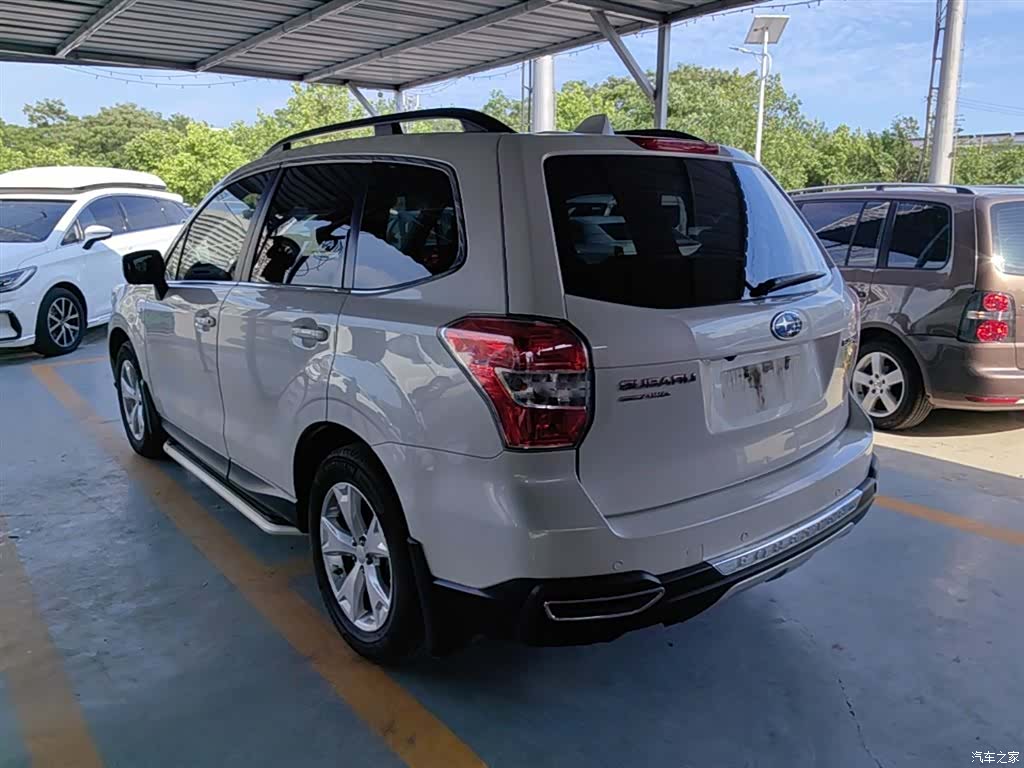 Subaru Forester, 2015 все фото