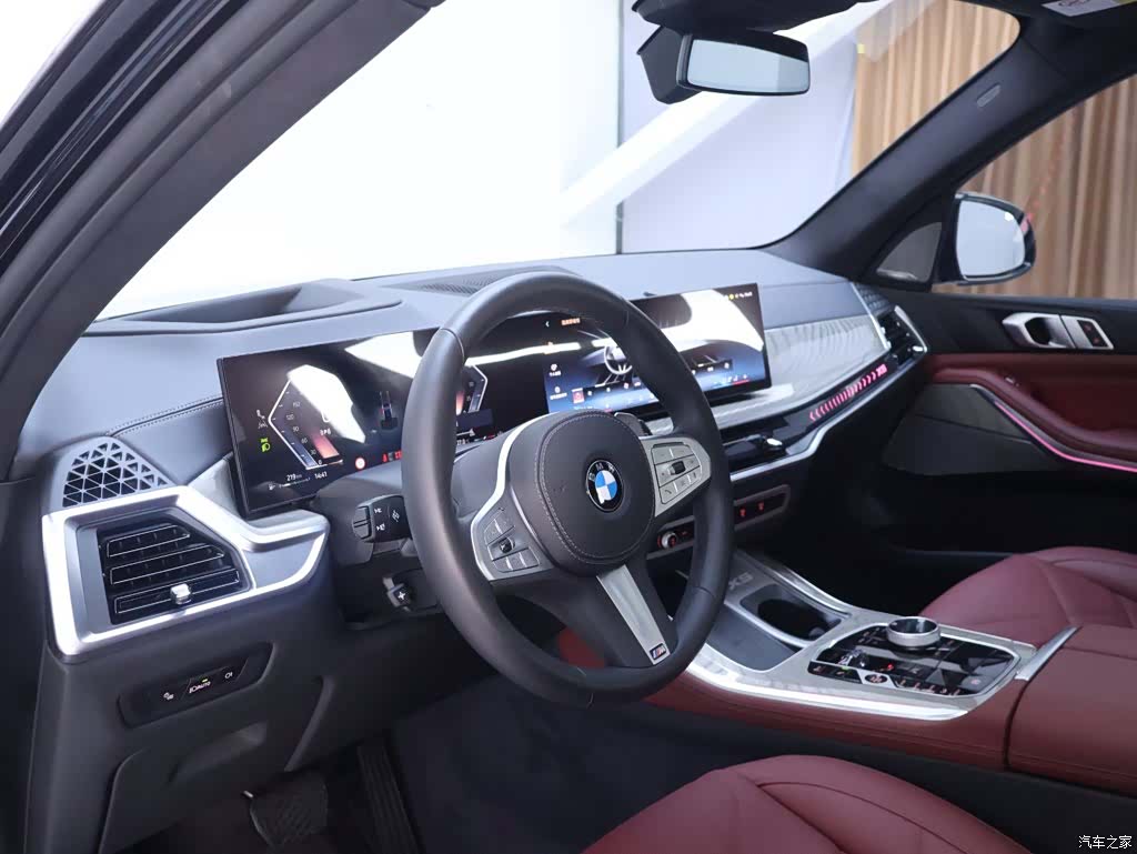 BMW X5, 2026 11