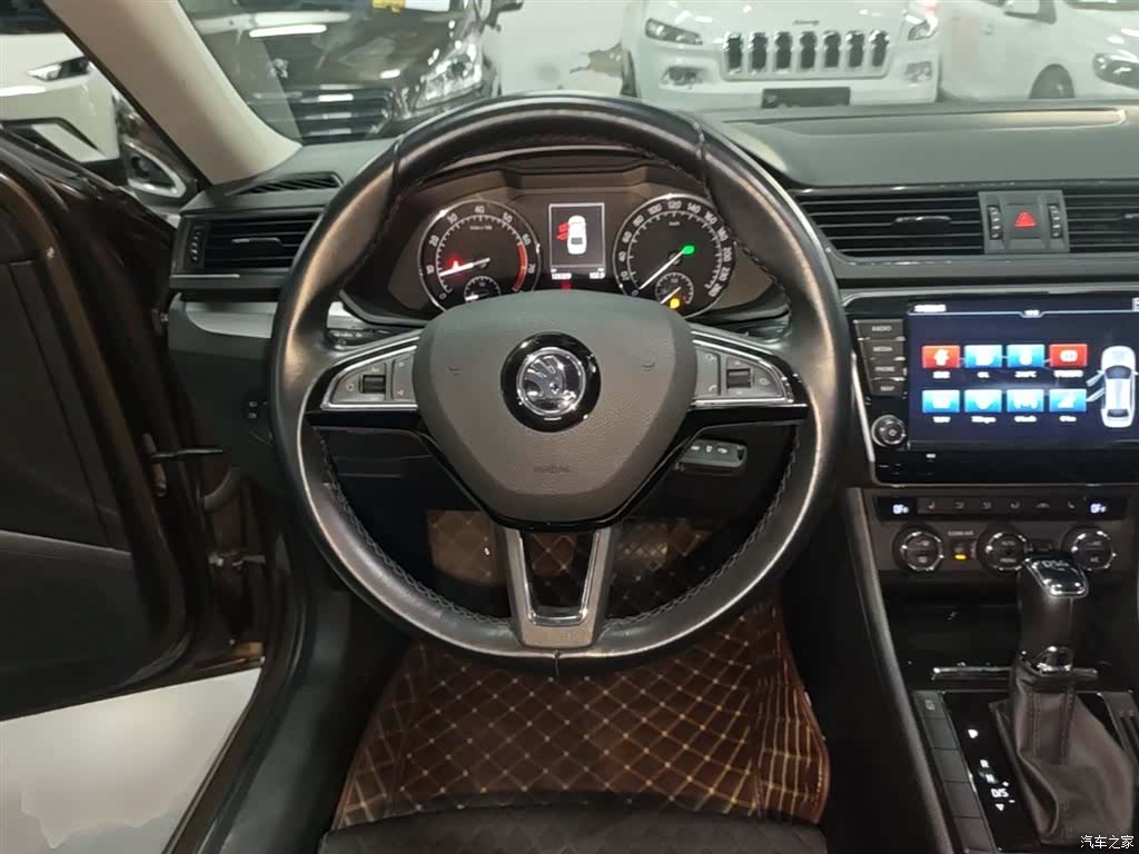 Skoda Superb, 2016 11