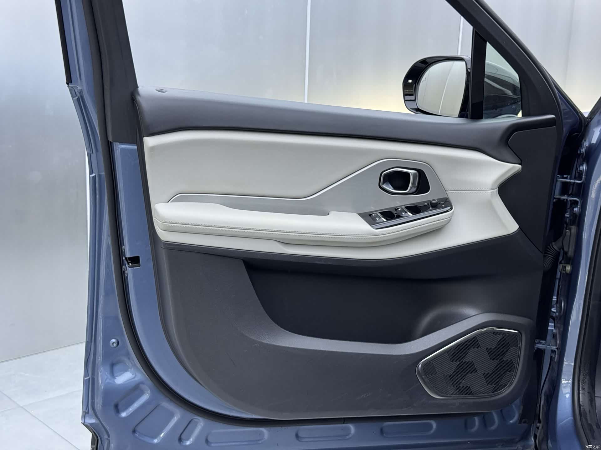 NIO ES8, 2020 9