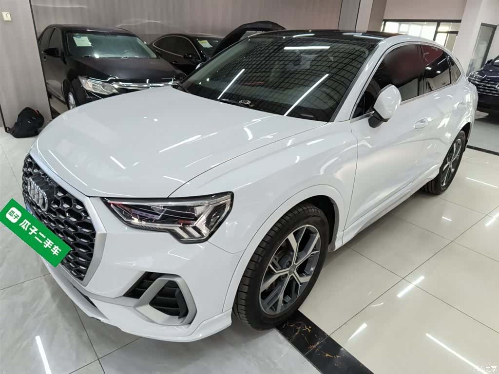 Audi Q3, 2021 1