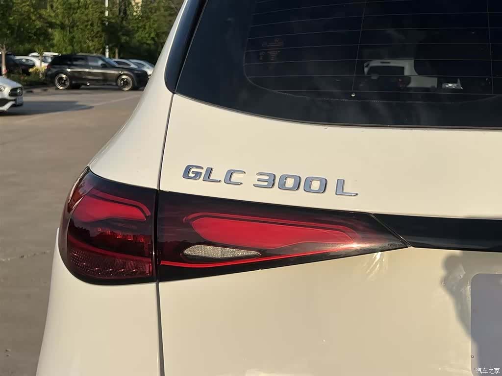 Mercedes-Benz GLC, 2024 8