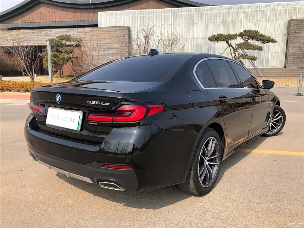 BMW 5 Series, 2024 все фото