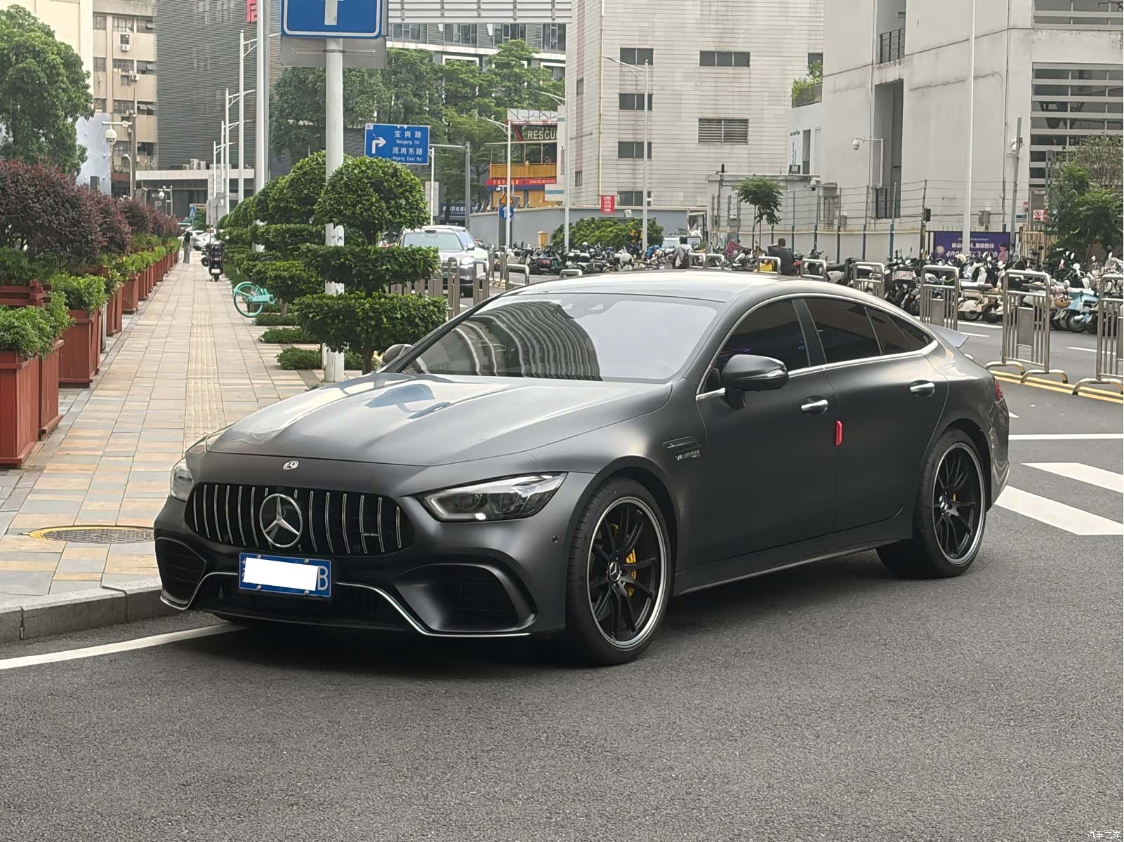 MG AMG