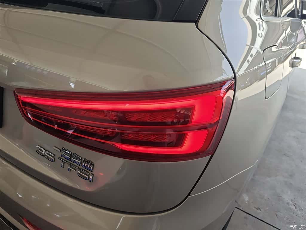 Audi Q3, 2018 24